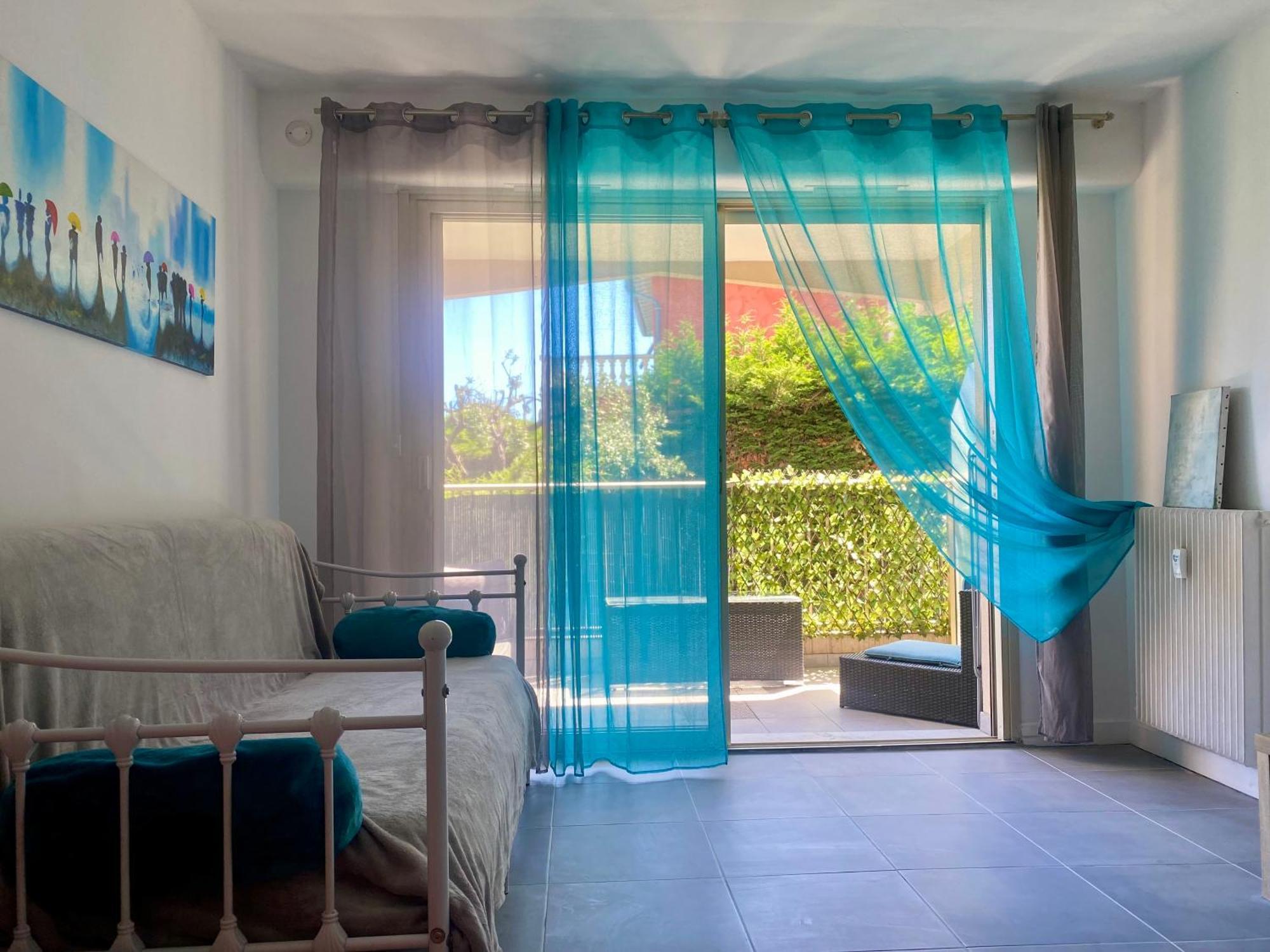 Studio Jardin Fleuris Parking Nizza Kültér fotó